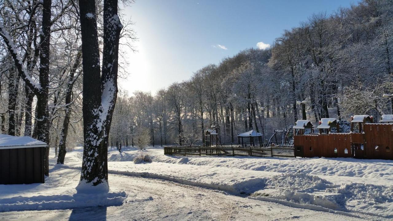 Hotel Loucky Літвінов Екстер'єр фото